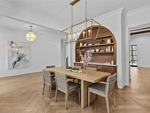 5th image of 1254 Prospect Rd