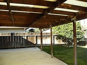 2nd image of 4736 N Woodson Ave