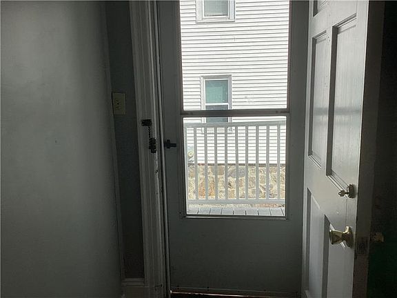 2nd image of 40 Newcastle Rd
