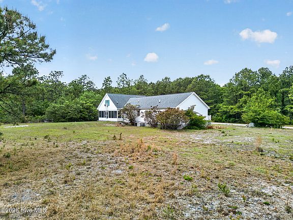 4th image of 1315 Skylee Drive SW
