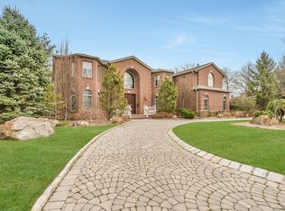 205 Fairview Ave, Englewood Cliffs, NJ 07632