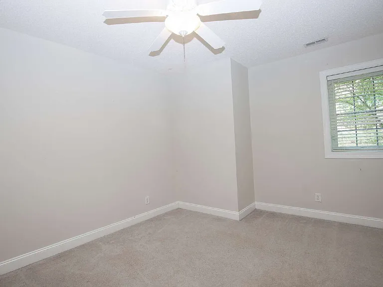 108 Fawnwood Dr — Photo 58