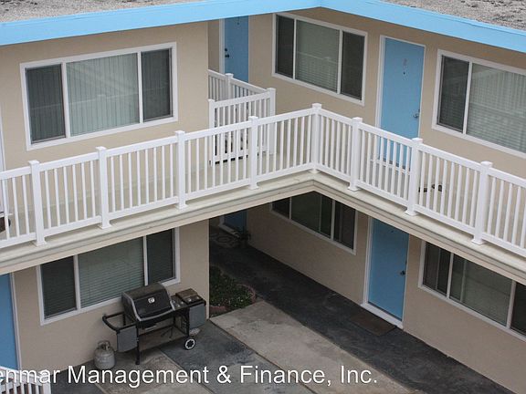 4th image of 1717 Manhattan Ave APT 6