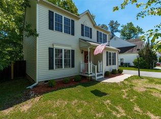 9565 Hungary Woods Dr, Glen Allen, VA 23060