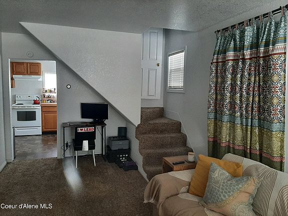 5th image of 20 Kellogg Ave