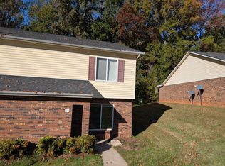 409 4th St SW APT E4, Conover, NC 28613