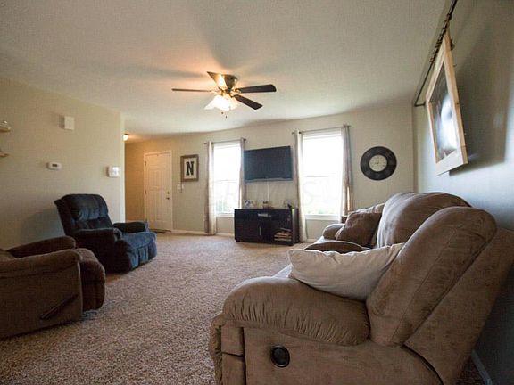 2nd image of 218 Brushmore Ct