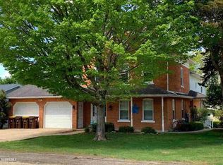 410 N Center St, Lena, IL 61048