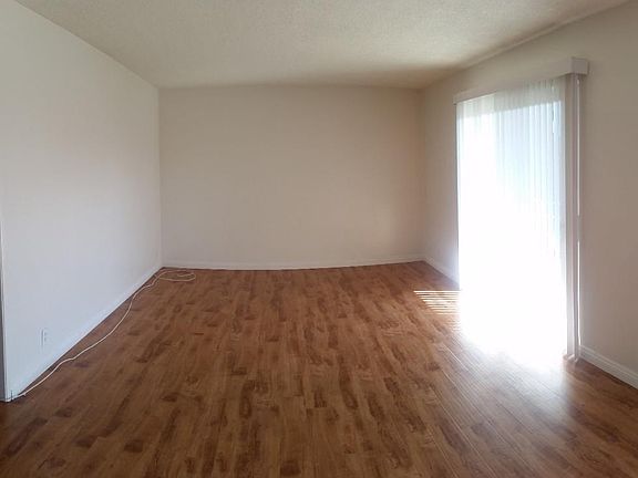 4th image of 3417 E 2nd St APT 7