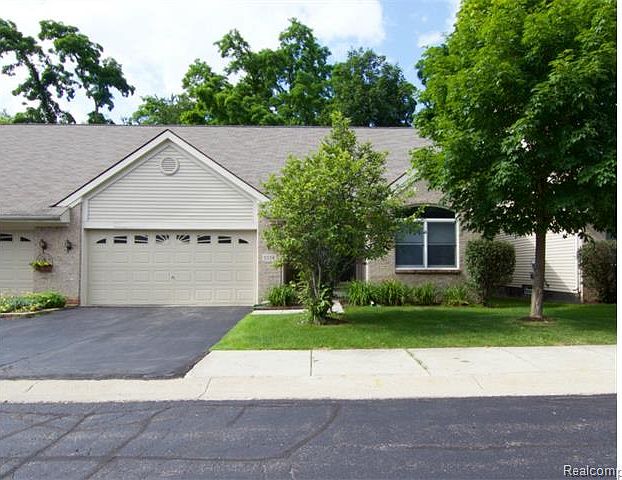 1st image of 5558 Ashby Ct #1