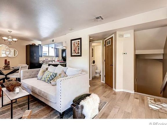 3rd image of 1020 N Jersey St Unit 1