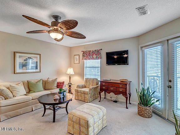 4th image of 300 Sandiron Cir Unit 324
