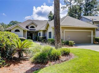 3 Cottonwood Ln, Hilton Head Island, SC 29926