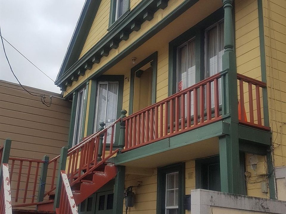2nd image of 618 Andover St