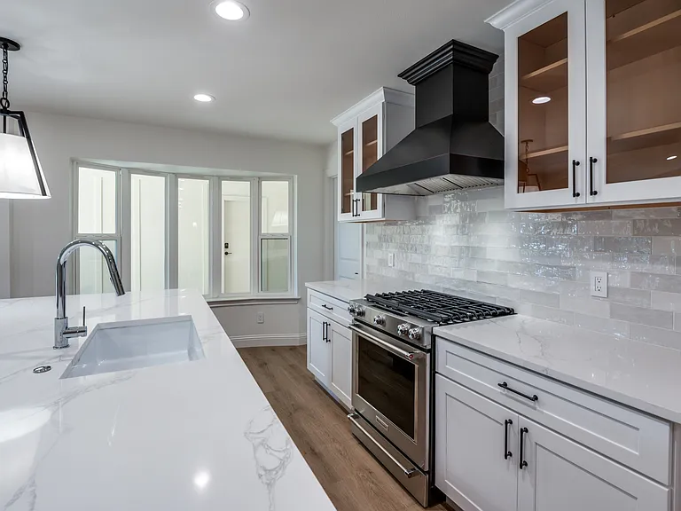 3772 Weeburn Dr — Photo 6
