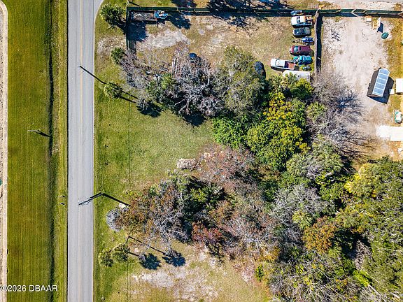 3rd image of 818 6th St