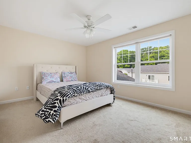 11 Red Rock Ln — Photo 35
