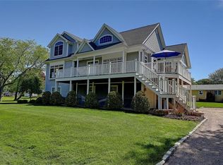 70 Wolfe Rd, Narragansett, RI 02882
