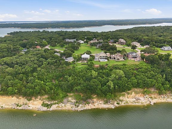 4th image of 131 Panorama Cir