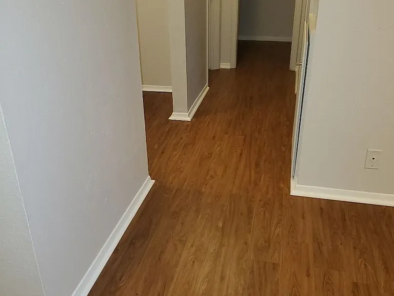 2428 Louise St #2505 — Photo 23