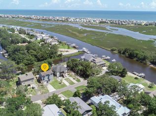 109 SW Yacht Dr, Oak Island, NC 28465