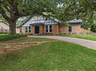 3820 Ashbury Ln, Bedford, TX 76021