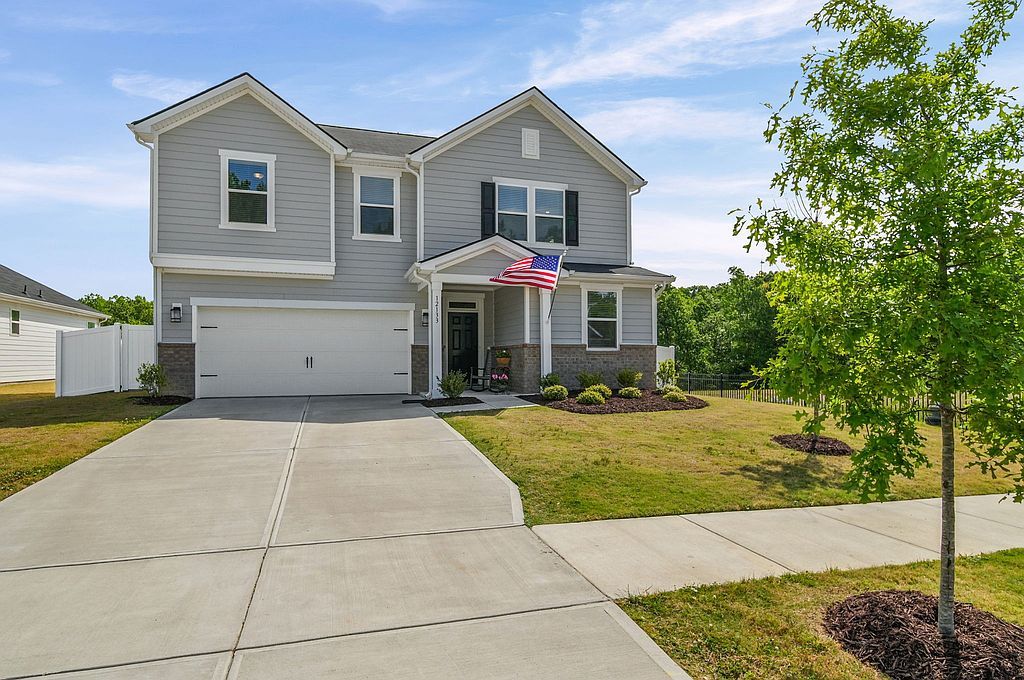 12133 Rowan Hill Dr - Property Image