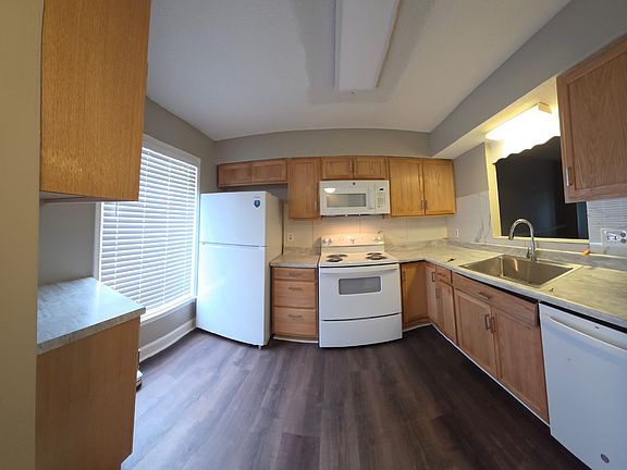 4th image of 731 Coventry Ln APT H