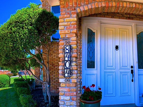 2nd image of 8404 Sunset Cove Dr