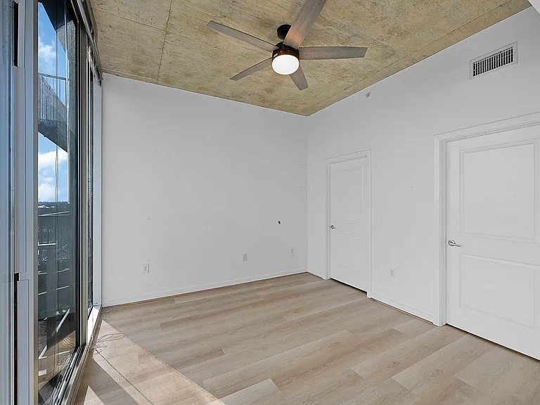 5925 Almeda Rd #10909 — Photo 12