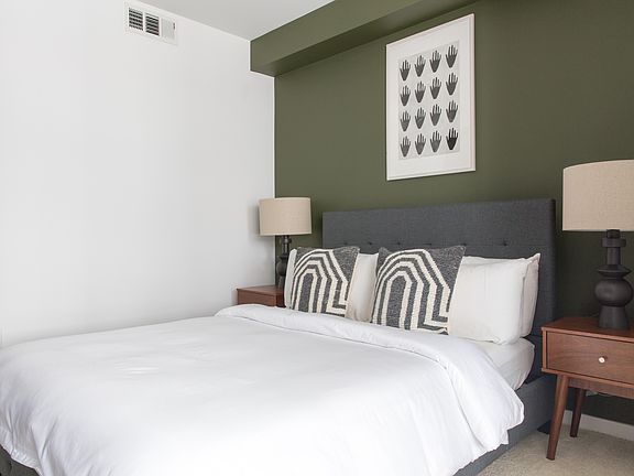 2nd image of 100 Waller St #539