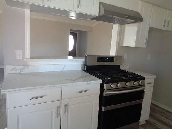 5th image of 3643 Brier Gardens Dr
