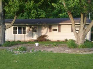 620 Lawrence Dr, Mt Zion, IL