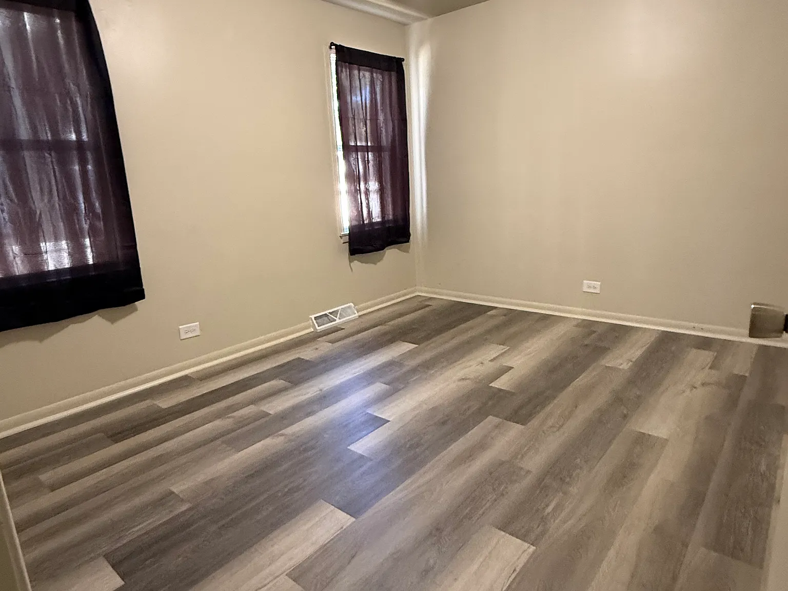 14263 Lincoln Ave — Photo 4