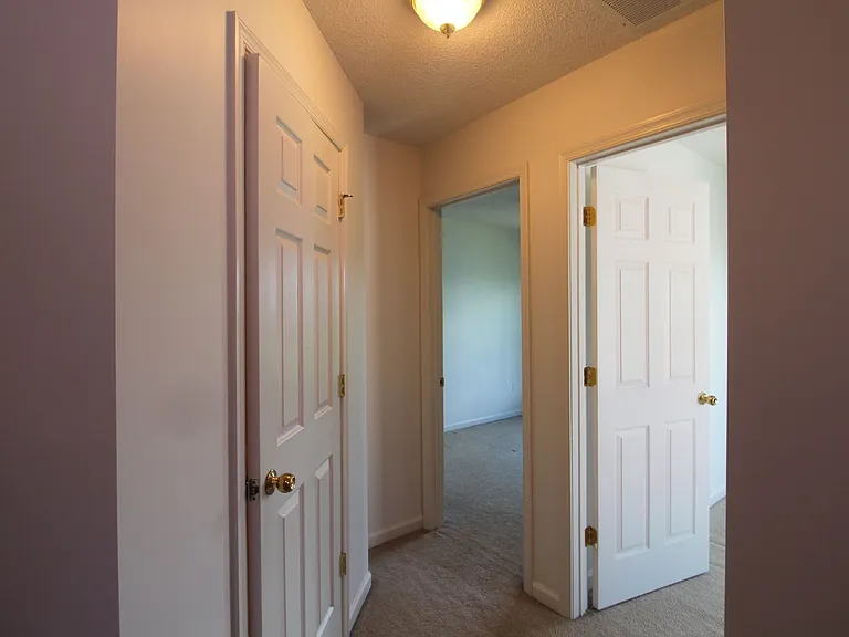 1036 John Hancock Pl — Photo 13