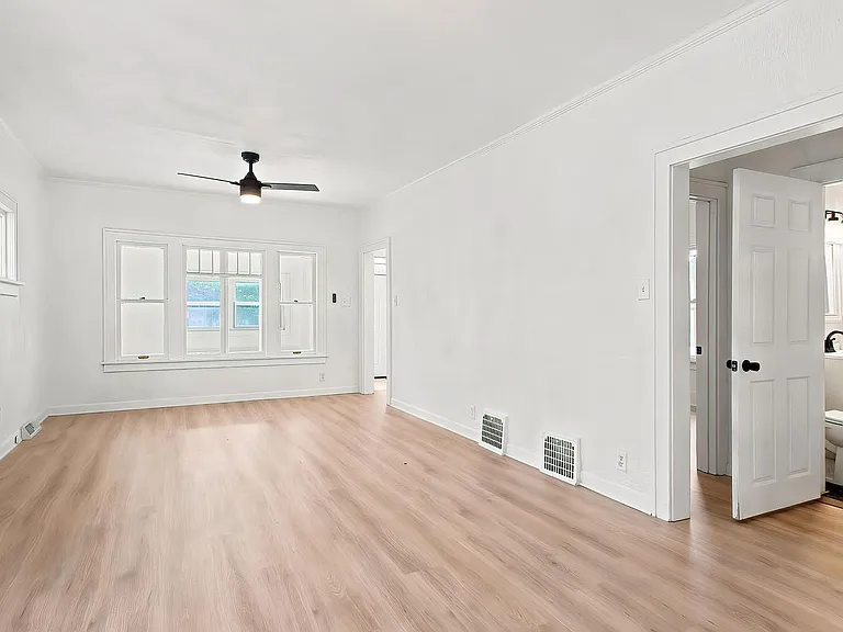 6929 13th Ave #1 — Photo 10