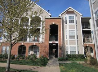 20419 Riverbend Sq UNIT 303, Sterling, VA 20165