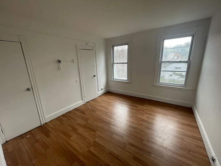 41 Rose St #3 — Photo 6