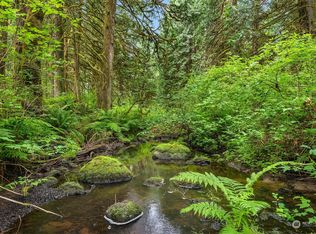 11 Kelly Rd NE, Carnation, WA 98014