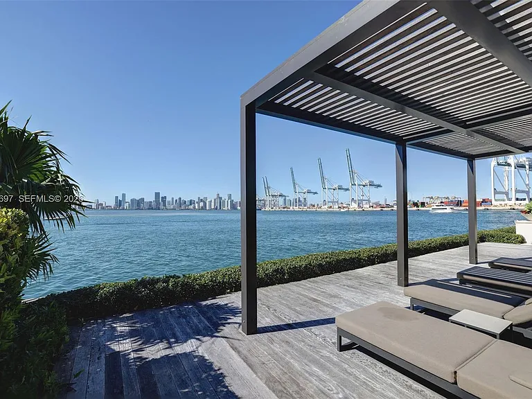 5245 Fisher Island Dr #5245 — Photo 75