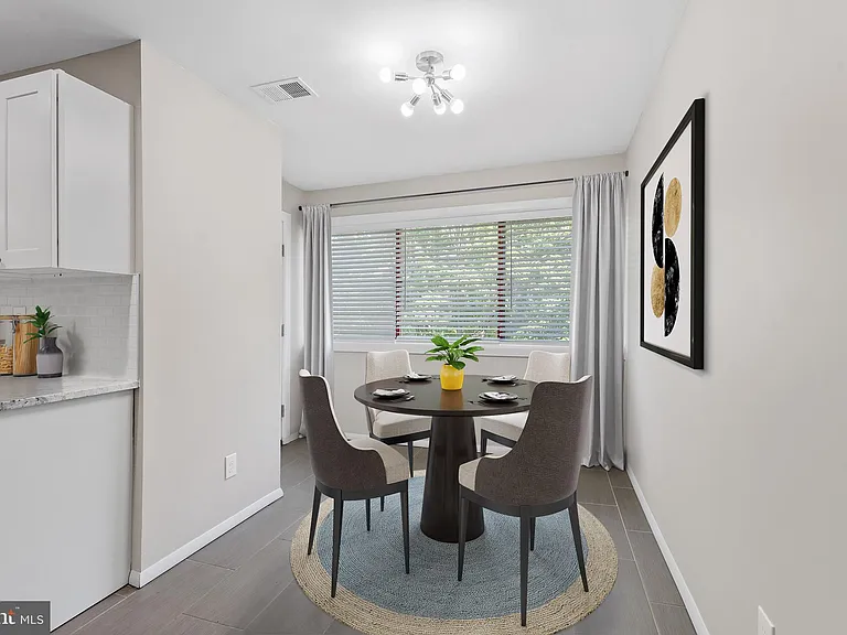 8018 Valley Manor Rd #3B — Photo 10