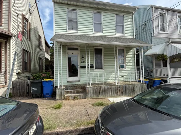221 Ann St #B, Middletown, PA 17057