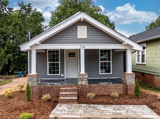 236 8th Avenue Dr SW, Hickory, NC 28602