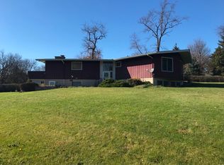 319 Valley Rd, Kewanee, IL 61443