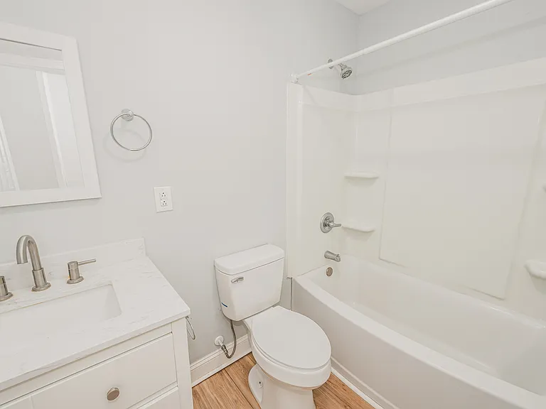 218 Forest View Dr — Photo 17