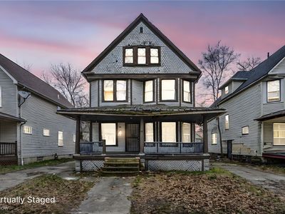 2215 E 81st St, Cleveland, OH, 44103
