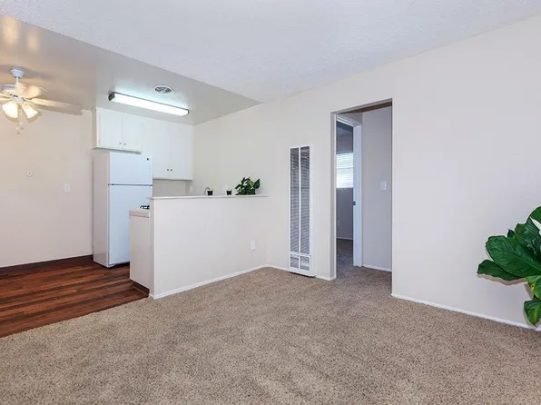 La Mesa Palms, 4417 Parks Ave #16, La Mesa, CA 91941