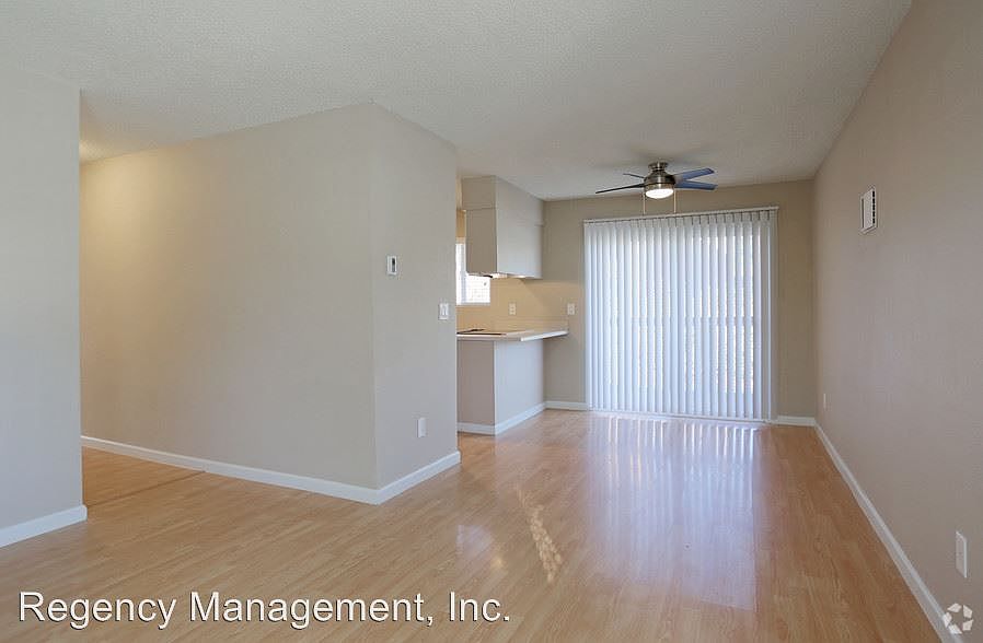 2nd image of 13945 Beavercreek Rd APT 21