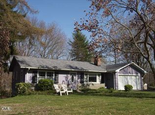 65 Woolsley Ave, Trumbull, CT 06611