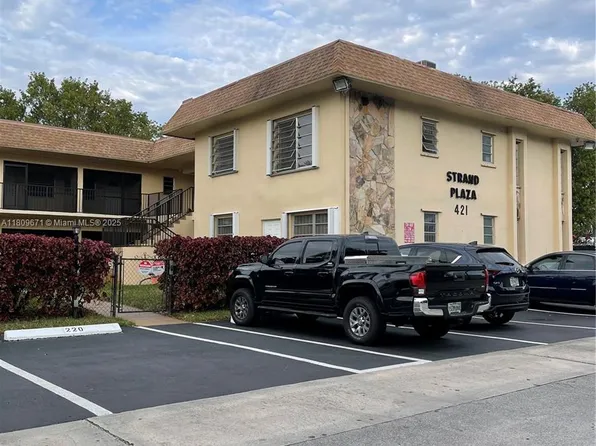 421 NE 1st St APT 119, Hallandale, FL 33009